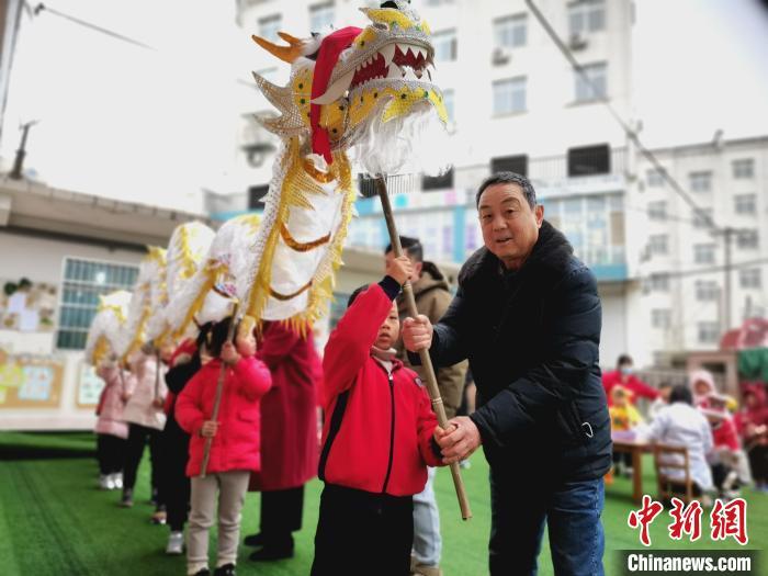 长兴龙山中学吧_龙长兴_长兴百叶龙八佰伴